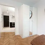 Concierge Square Grzybowski Apartment